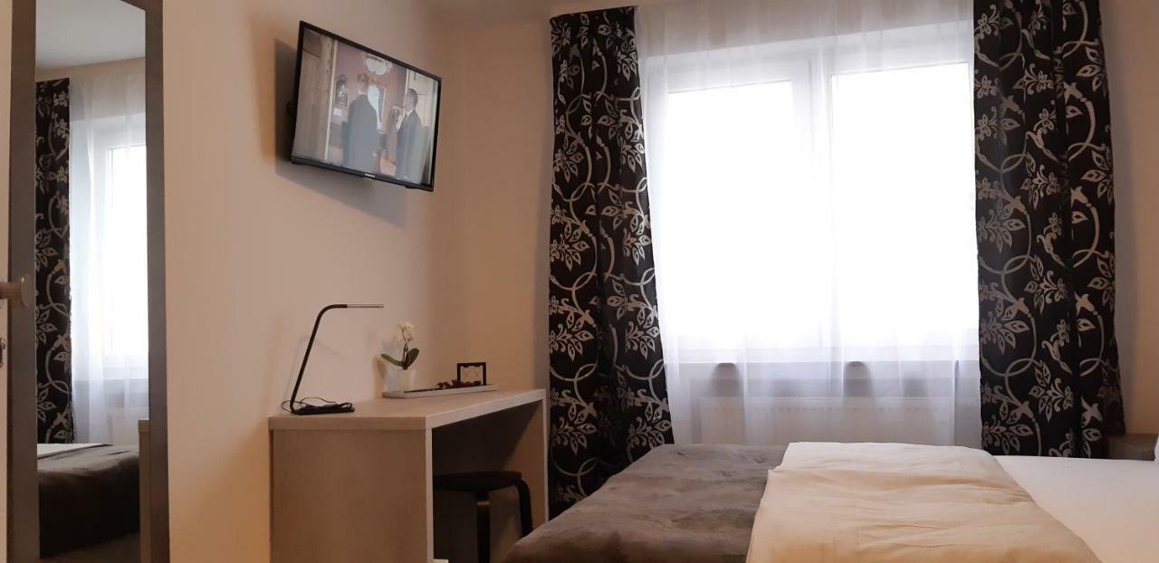 סינדלפינגן City Vibes Hotel מראה חיצוני תמונה